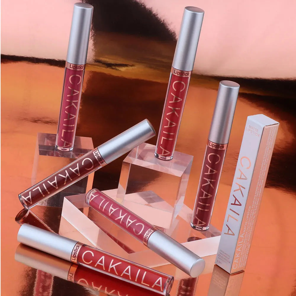 Batons x6 Matte + Lipgloss Finalizador Cakaila™